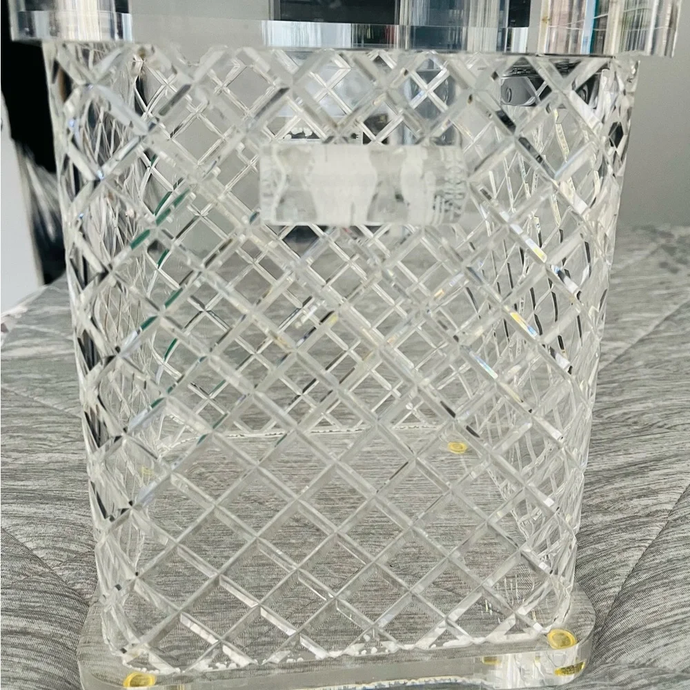 Vintage Lucite Acrylic Ice Bucket Diamond Quilt Pattern Hinged Lid Side Handles
